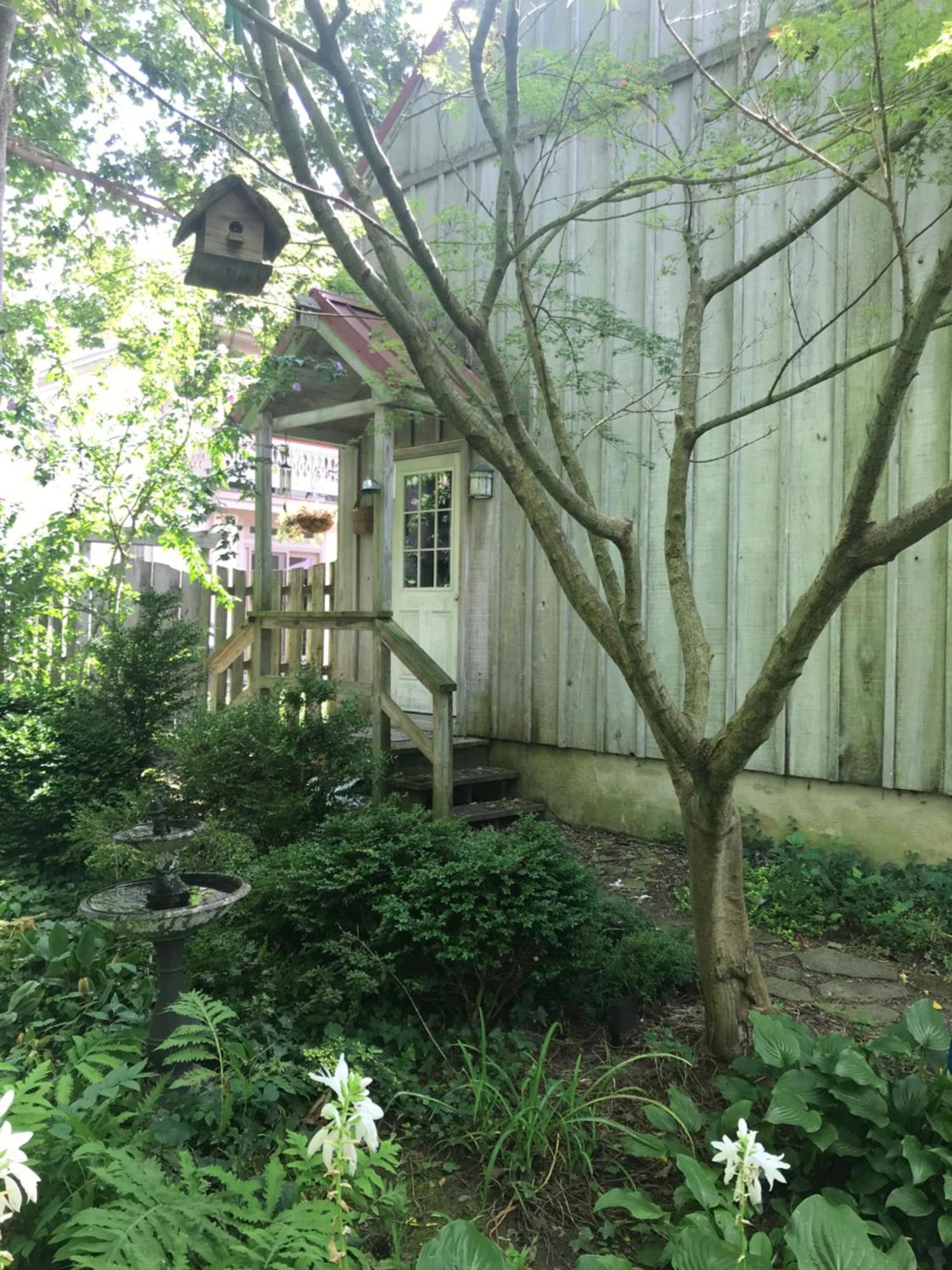 Carriage House Hideaway In Center Of チェスタータウン エクステリア 写真